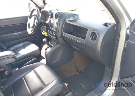 2015 Jeep Patriot High Altitude Edition z USA, uszkodzony, nr VIN 1C4NJRFB9FD218004